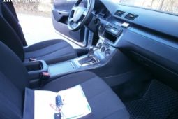 Volkswagen Passat Variant 2.0 TDi rok výroby 2006 DSG 8V 147