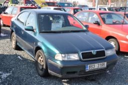 Škoda Octavia 1,6i GLX