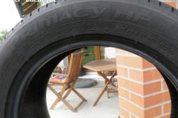 Pneu letní 215/55 R16 93V