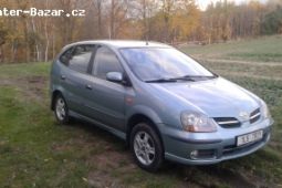 Nissan Almera Tino 2003