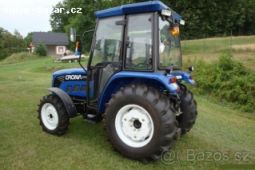 Traktor Cronimo DF404D s SPZ, nový